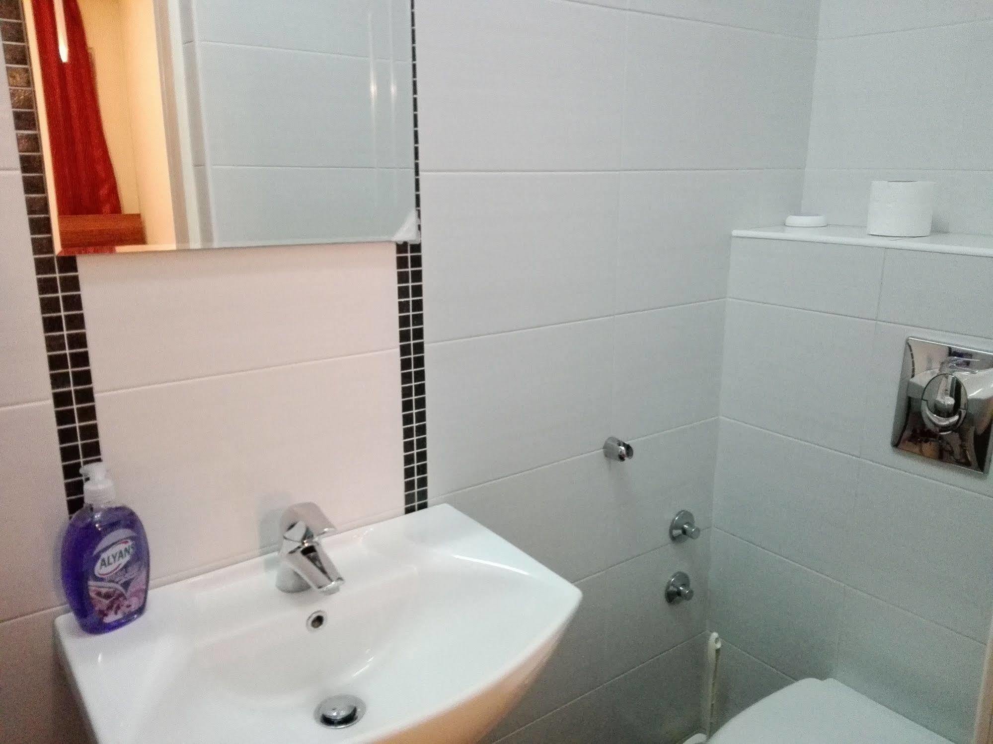 Boutique Saray Bosna Motel Сараево Екстериор снимка
