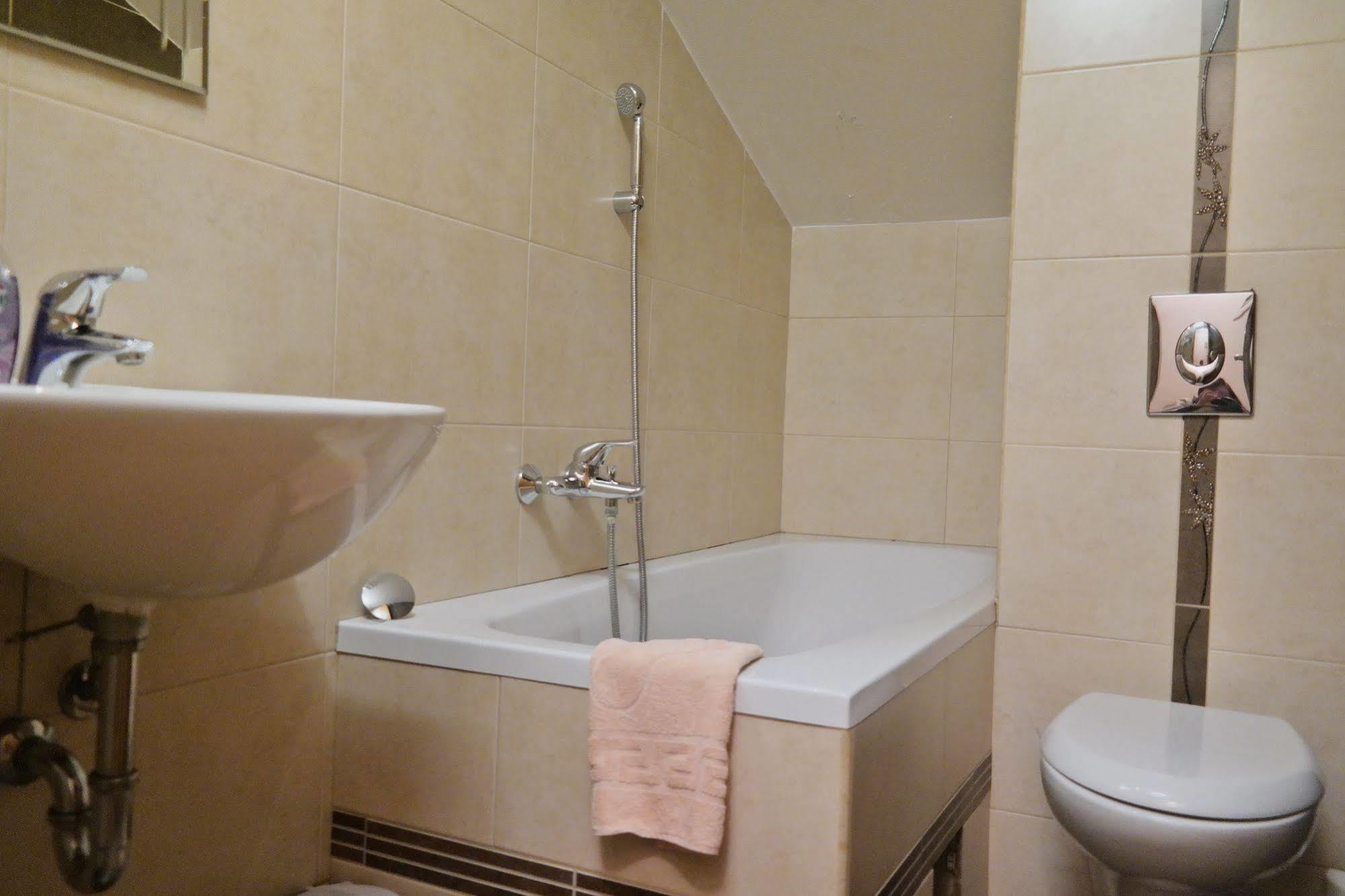 Boutique Saray Bosna Motel Сараево Екстериор снимка